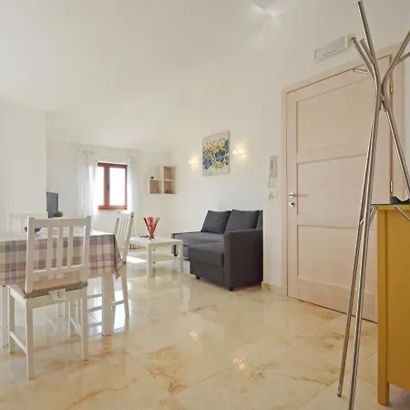 Elia-3 * Savudrija