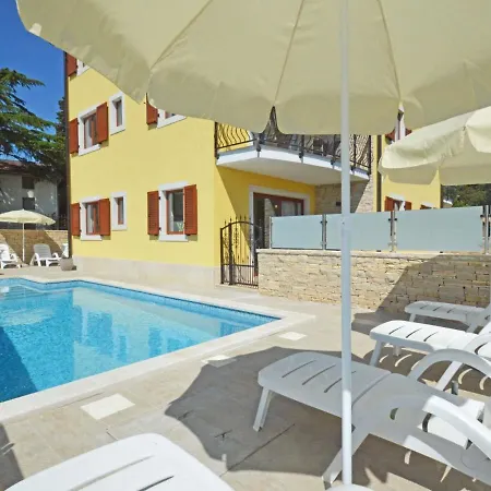 Elia-3 * Savudrija